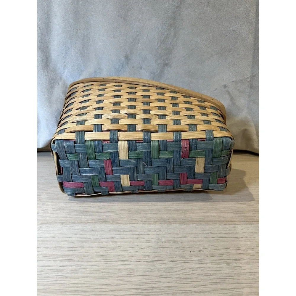 Karen Traub Originals Woven Basket 10x8x7 Tan Reds Greens Vintage 2000 LOVELY